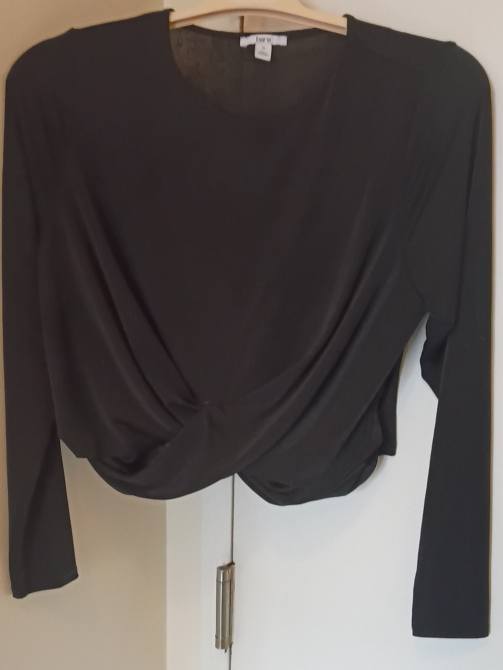 Black Twist-Front Long Sleeve Tee
